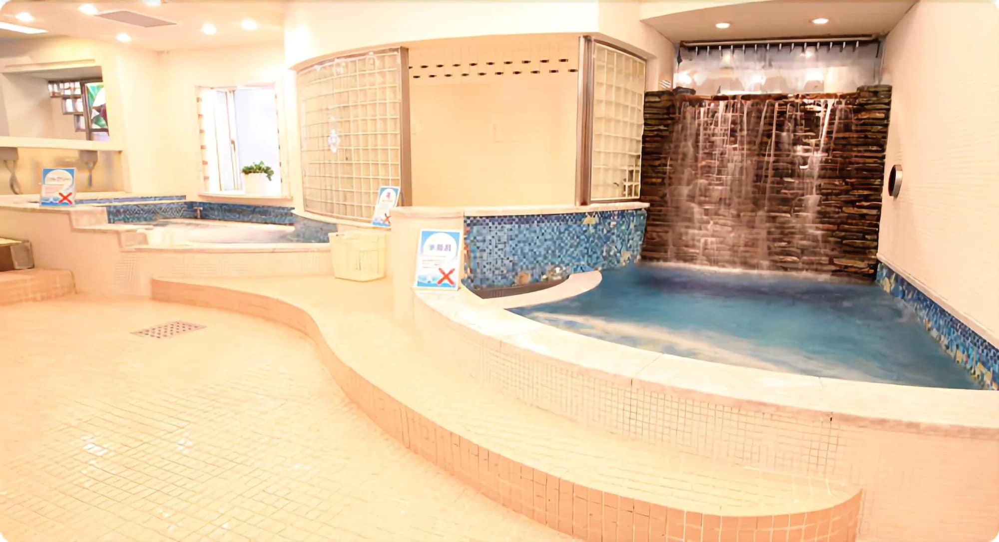 Capsule Inn Osaka - Caters To Men Bagian luar foto