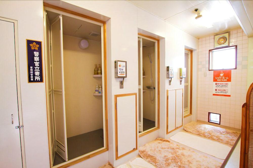 Capsule Inn Osaka - Caters To Men Bagian luar foto