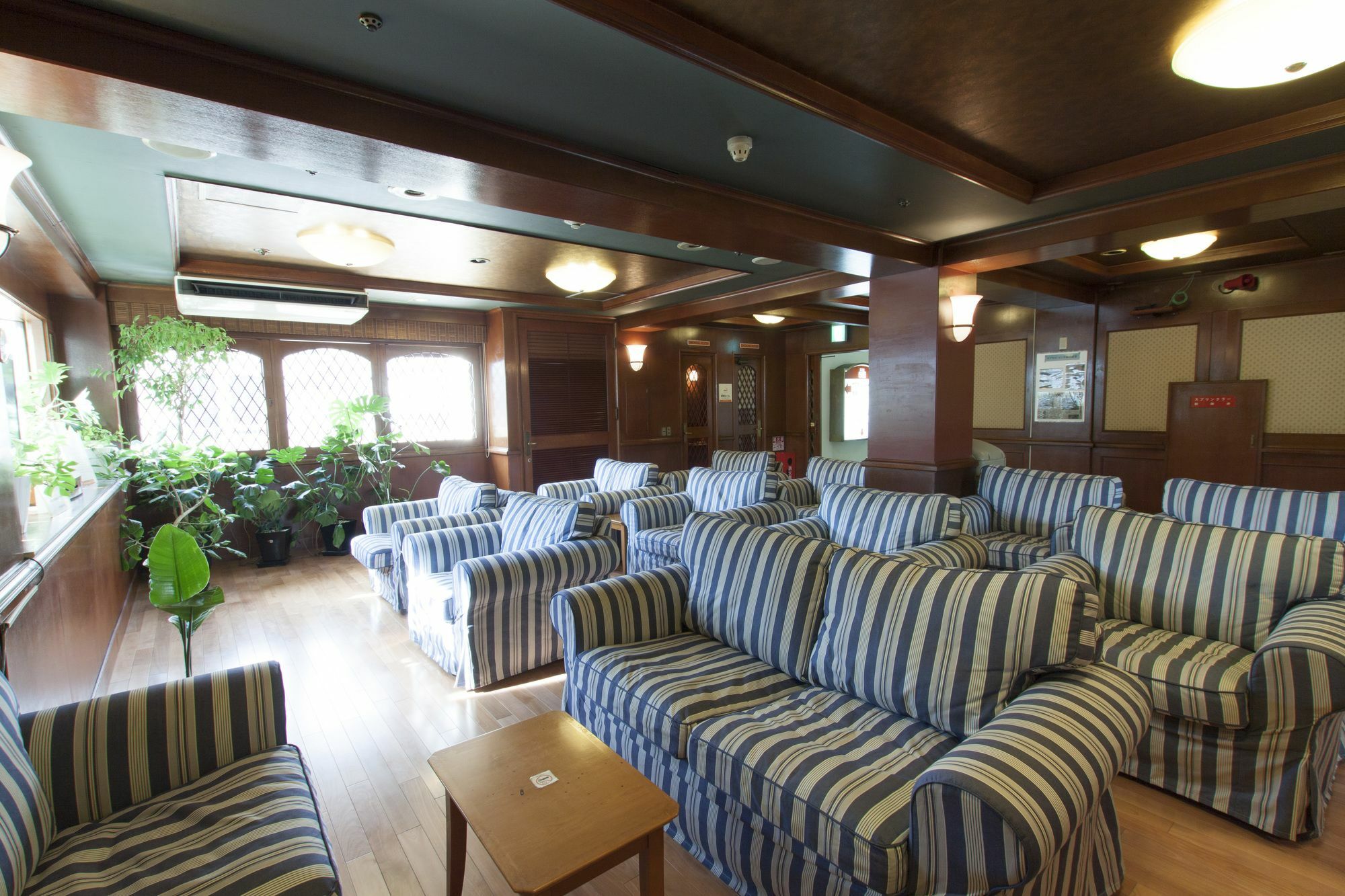 Capsule Inn Osaka - Caters To Men Bagian luar foto