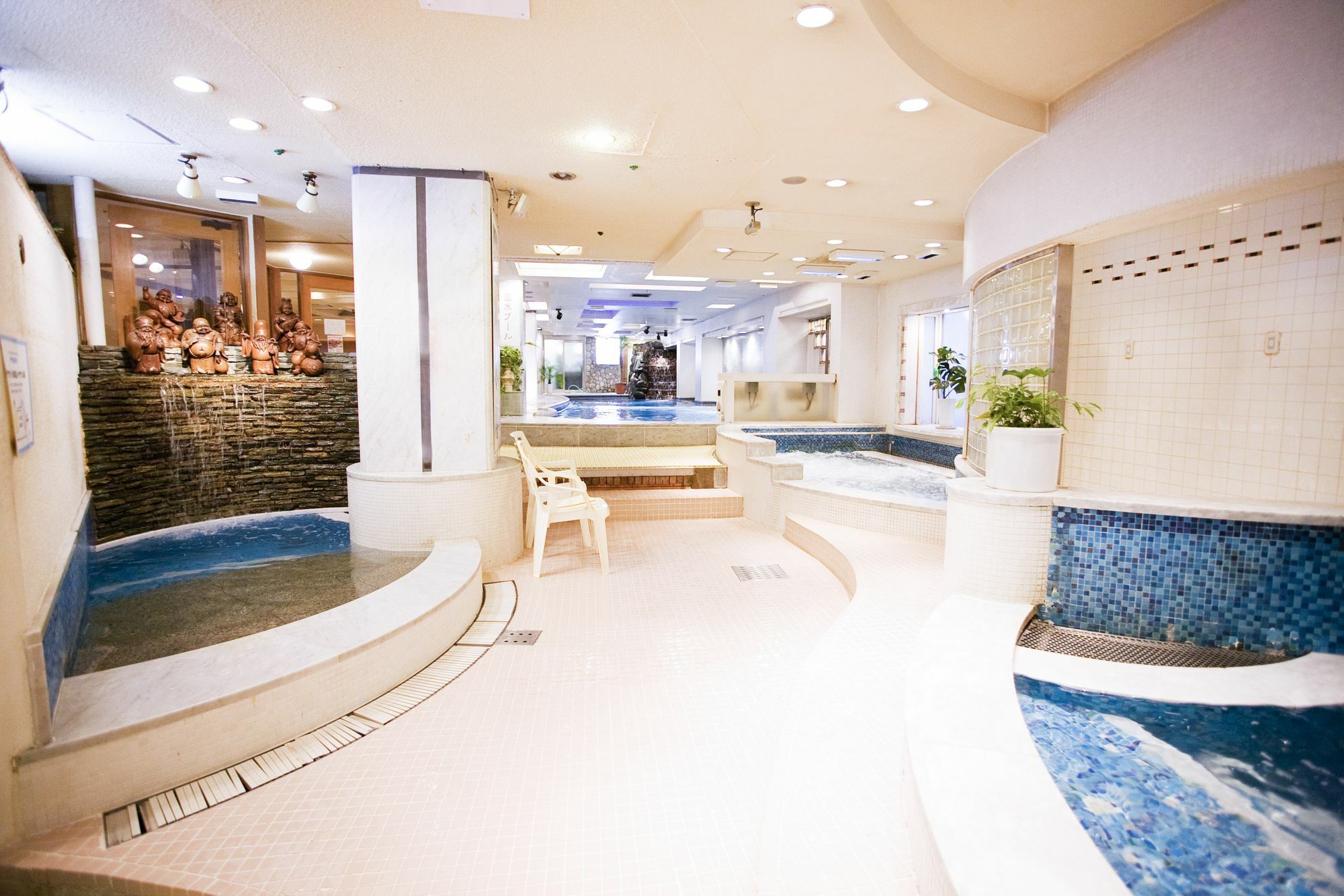 Capsule Inn Osaka - Caters To Men Bagian luar foto